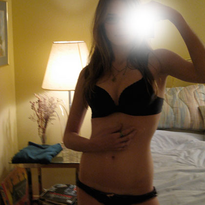 Miranda i svarta sexiga underkl�der