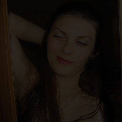 Lillian är lite blyg