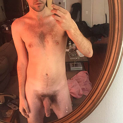 Alexander vill ha en sexig, lekfull tjej