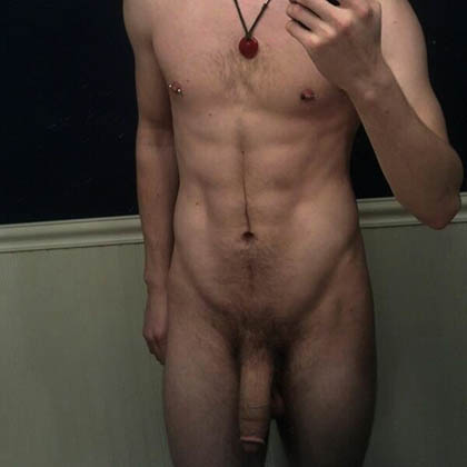 Tobias vill suga av din kuk