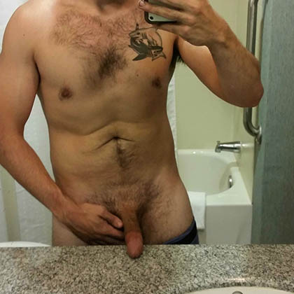 Teo undrar om det finns det någon härlig tjej där ute?