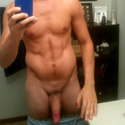 Max känner för lite skön killsex då och då