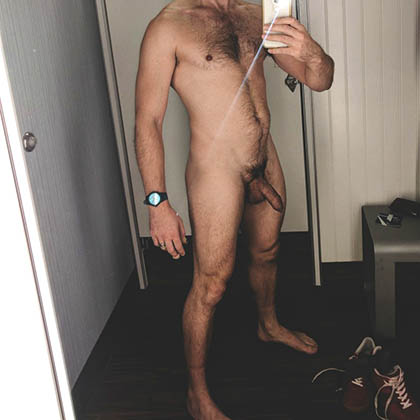 Melvin vill träff någon för sexrelation, förhållande eller vad som helst