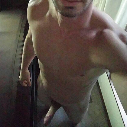 Olov söker en snäll och söt tjej/kvinna för sex