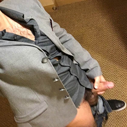 Roger är kåt och villig att leka