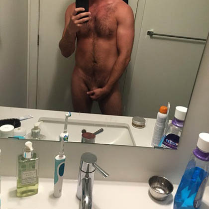 Paul vill träffa en tjej för en skön sexträff
