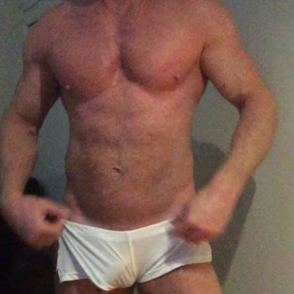 Joseph gillar att slicka fitta länge och väl