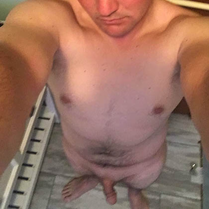 Stefano söker tjej för sköna stunder och sexträffar