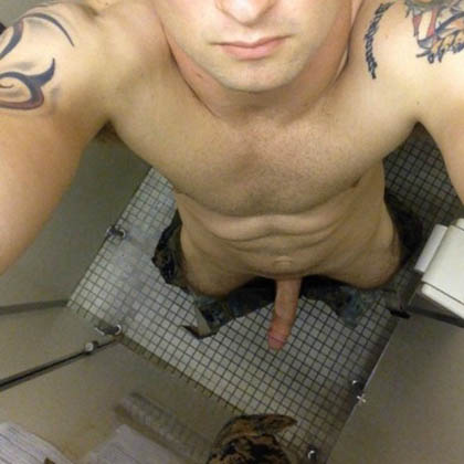 Joseph vill träffa en riktig kille för sex