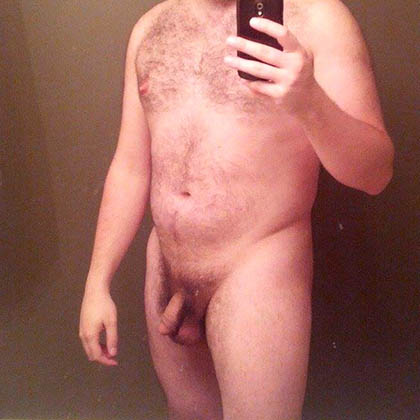 Arnold söker tjej/kvinna för heta stunder