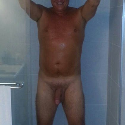 Patrik är intresserad av sköna diskreta sexträffar