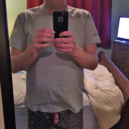 Ulrik söker oerfarna tjejer