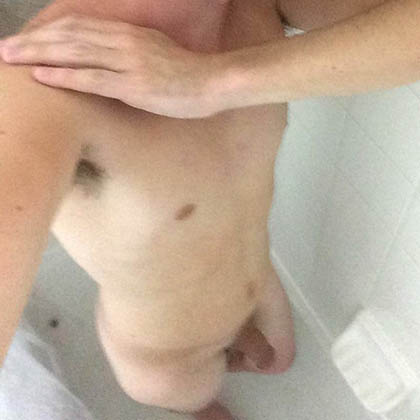 Lucas söker kvinnor i alla åldrar att knulla med