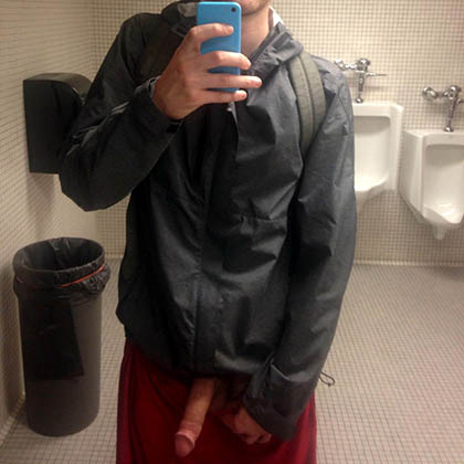 Kevin önskar kontakt med söt tjej för varaktigt förhållande