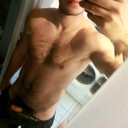 Tim har ingen erfarenhet av sex med tjejer