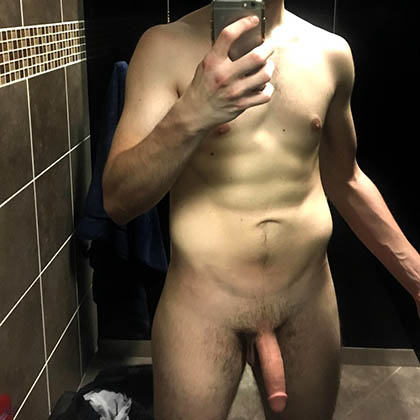 Gerth har en grov och sprutvillig kuk